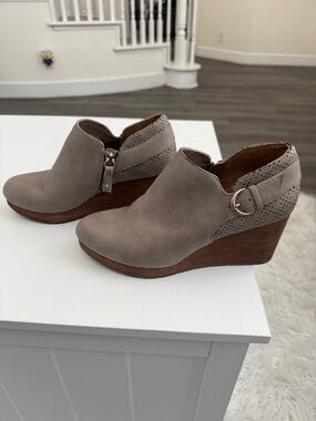 Dr. Scholl's Taupe Wedge Ankle Booties with Buckle Detail